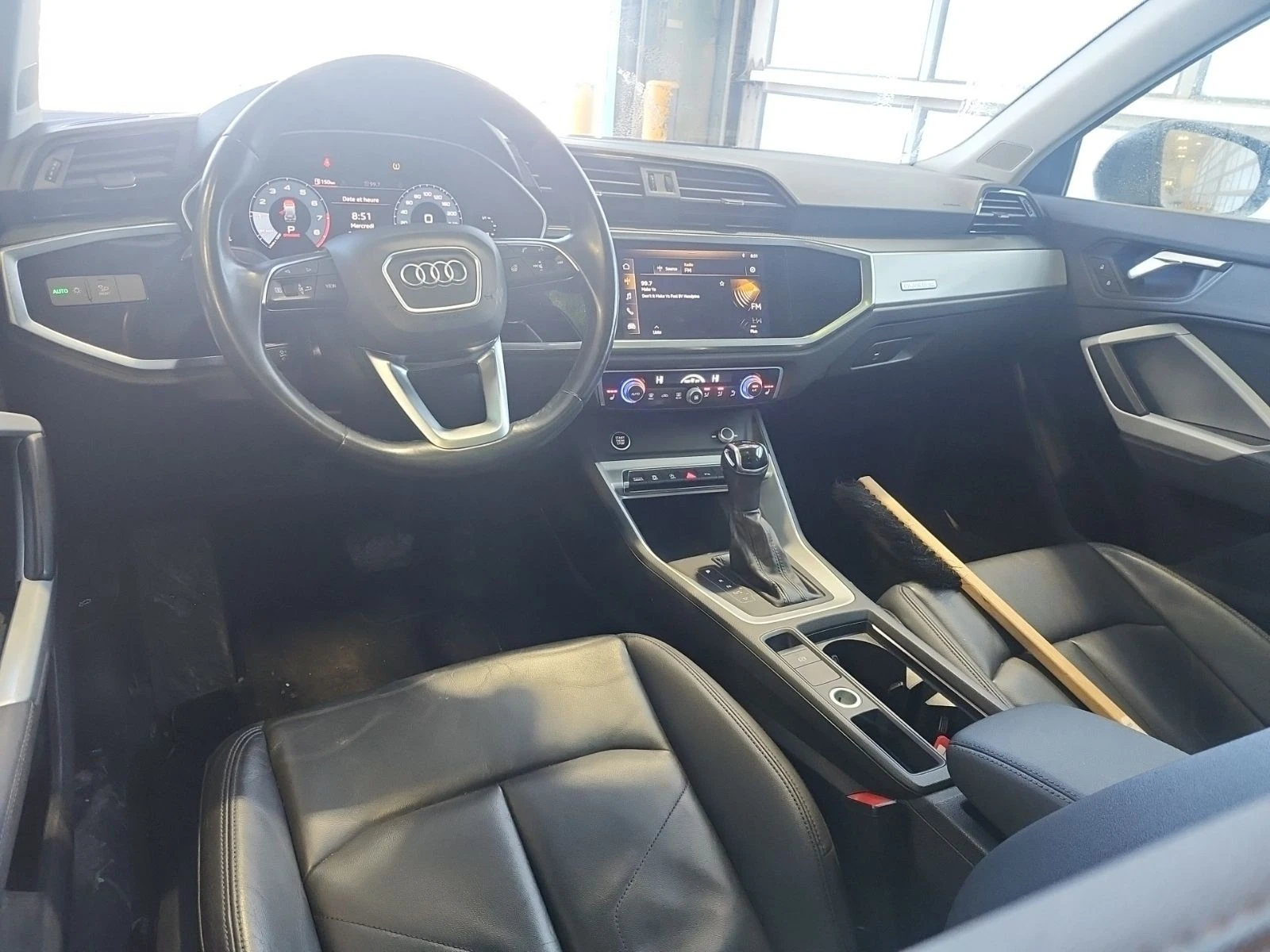 Audi Q3 KOMFORT С РЕГИСТРАЦИЯ & АВТО КРЕДИТ - изображение 10