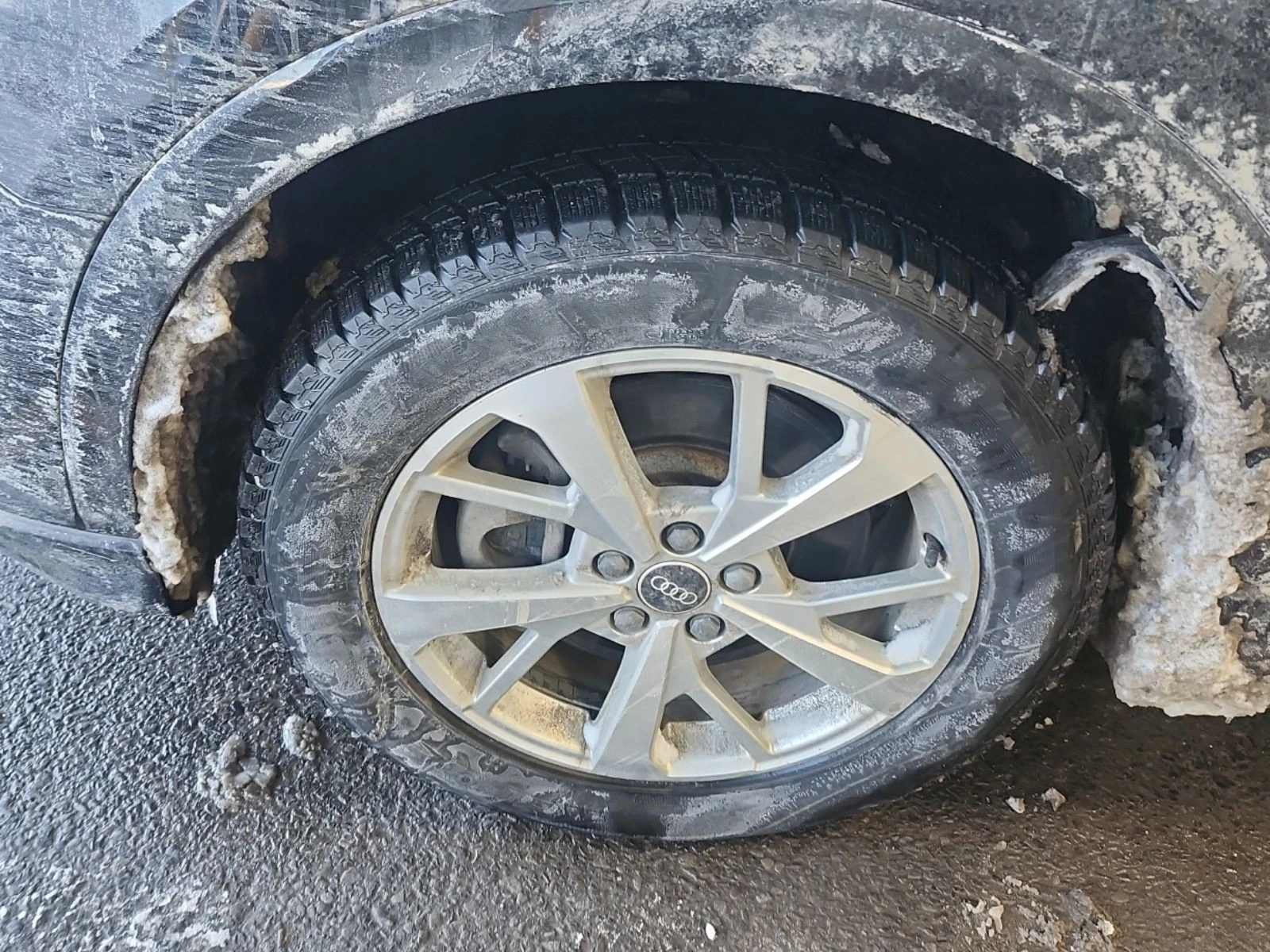 Audi Q3 KOMFORT С РЕГИСТРАЦИЯ & АВТО КРЕДИТ - изображение 8