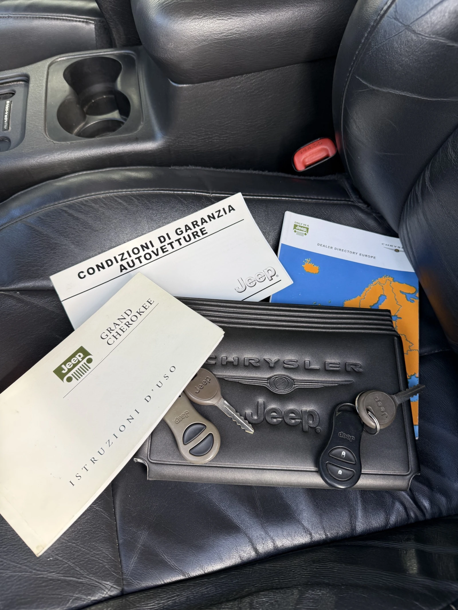 Jeep Grand cherokee 4.7 Limited LPG, снимка 17 - Автомобили и джипове - 54037932