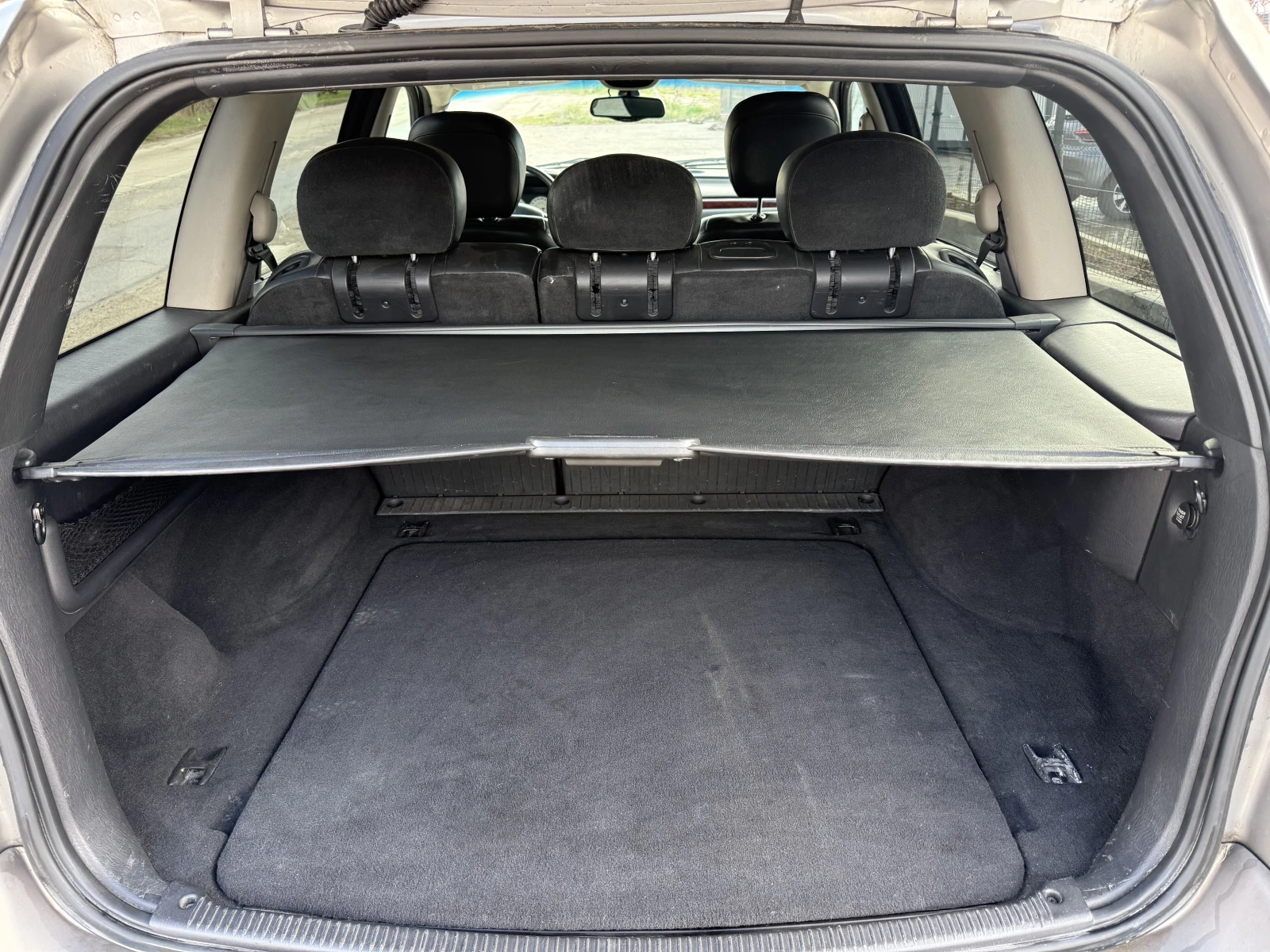 Jeep Grand cherokee 4.7 Limited LPG, снимка 16 - Автомобили и джипове - 54037932