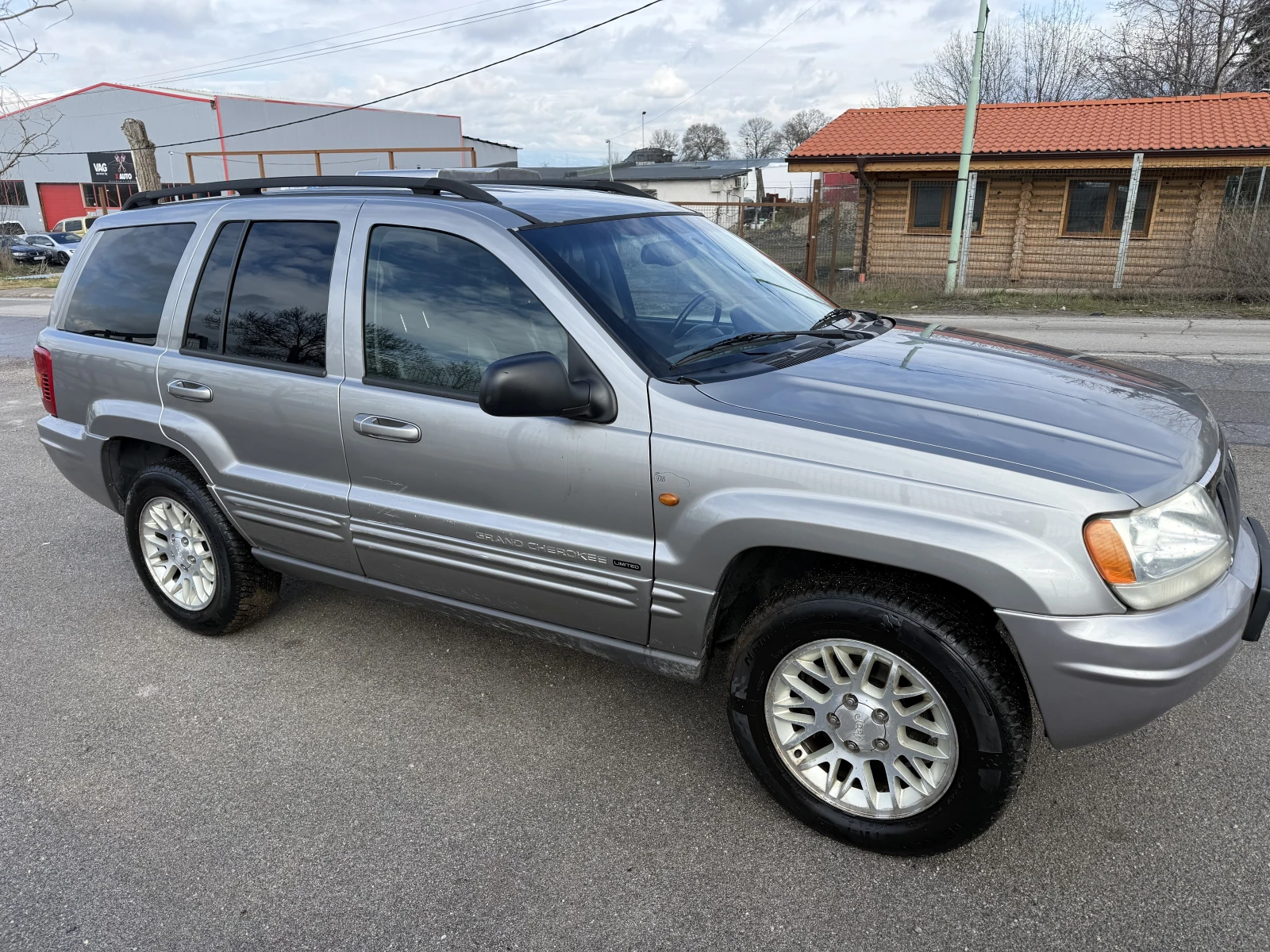 Jeep Grand cherokee 4.7 Limited LPG, снимка 4 - Автомобили и джипове - 54037932