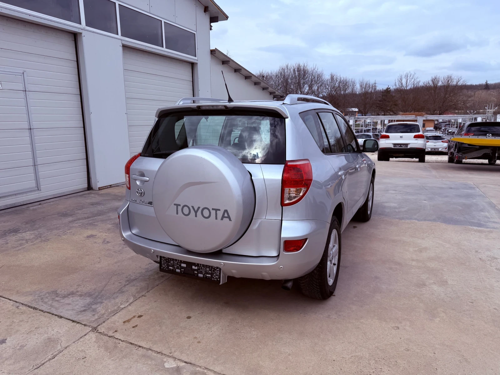 Toyota Rav4 2.2D4D 136k.c* 4x4* UNIKAT* 3 броя, снимка 15 - Автомобили и джипове - 54061413