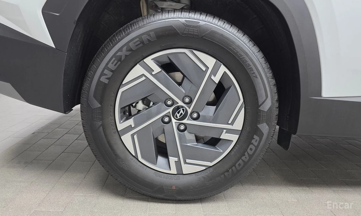 Hyundai Tucson, снимка 5 - Автомобили и джипове - 54202567