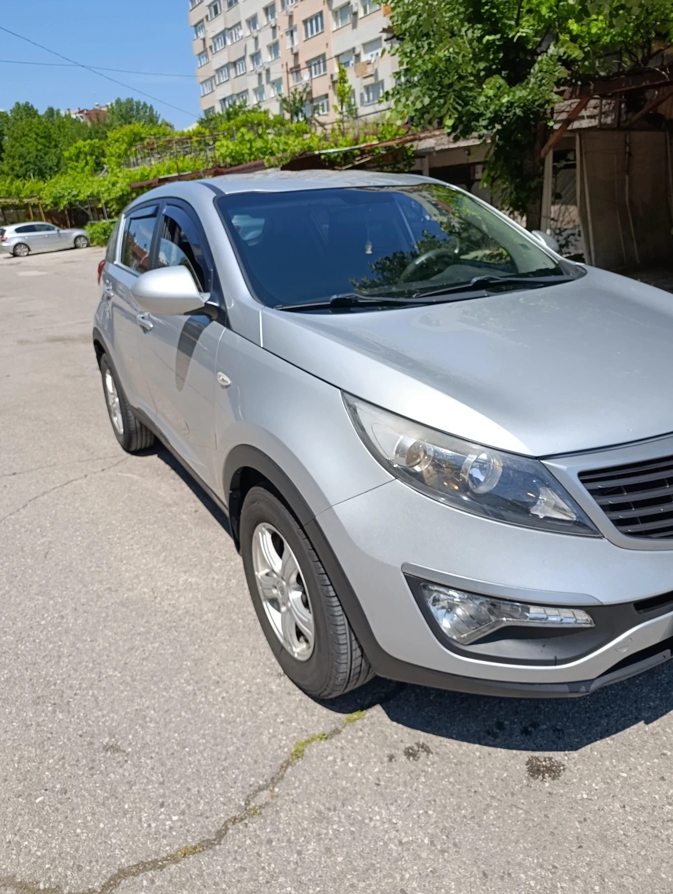 Kia Sportage, снимка 3 - Автомобили и джипове - 54788872