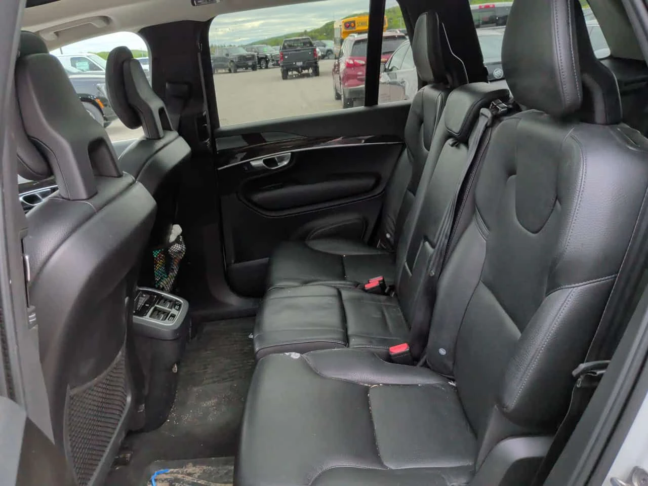 Volvo Xc90 Momentum/360/ПАНОРАМА/ВТОРИ ГУМИ И ДЖАНТИ, снимка 9 - Автомобили и джипове - 54796205