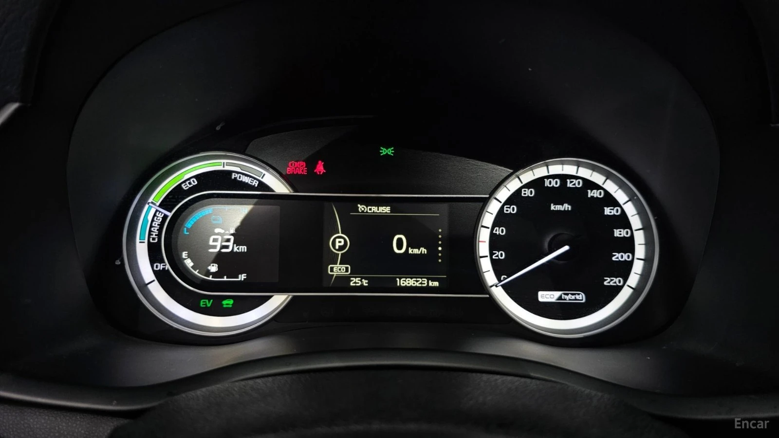 Kia Niro Prestige* КОЖА* ОБДУХВ* ПАНО, снимка 6 - Автомобили и джипове - 55576900