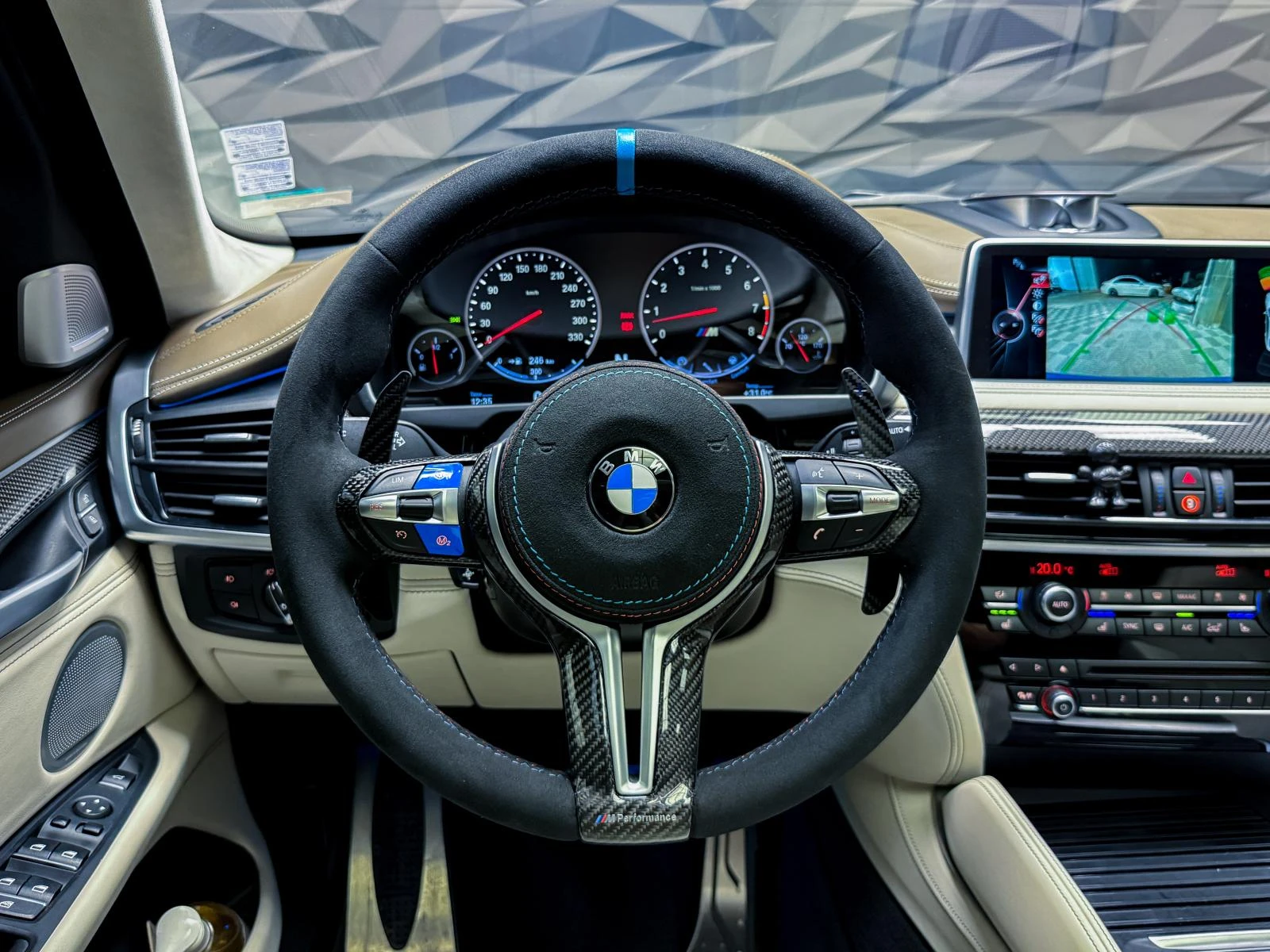 BMW X6 M XDRIVE* M-PACK* B&O* CAM* PANO* HUD* ОБДУХВ* MEM, снимка 13 - Автомобили и джипове - 55664140