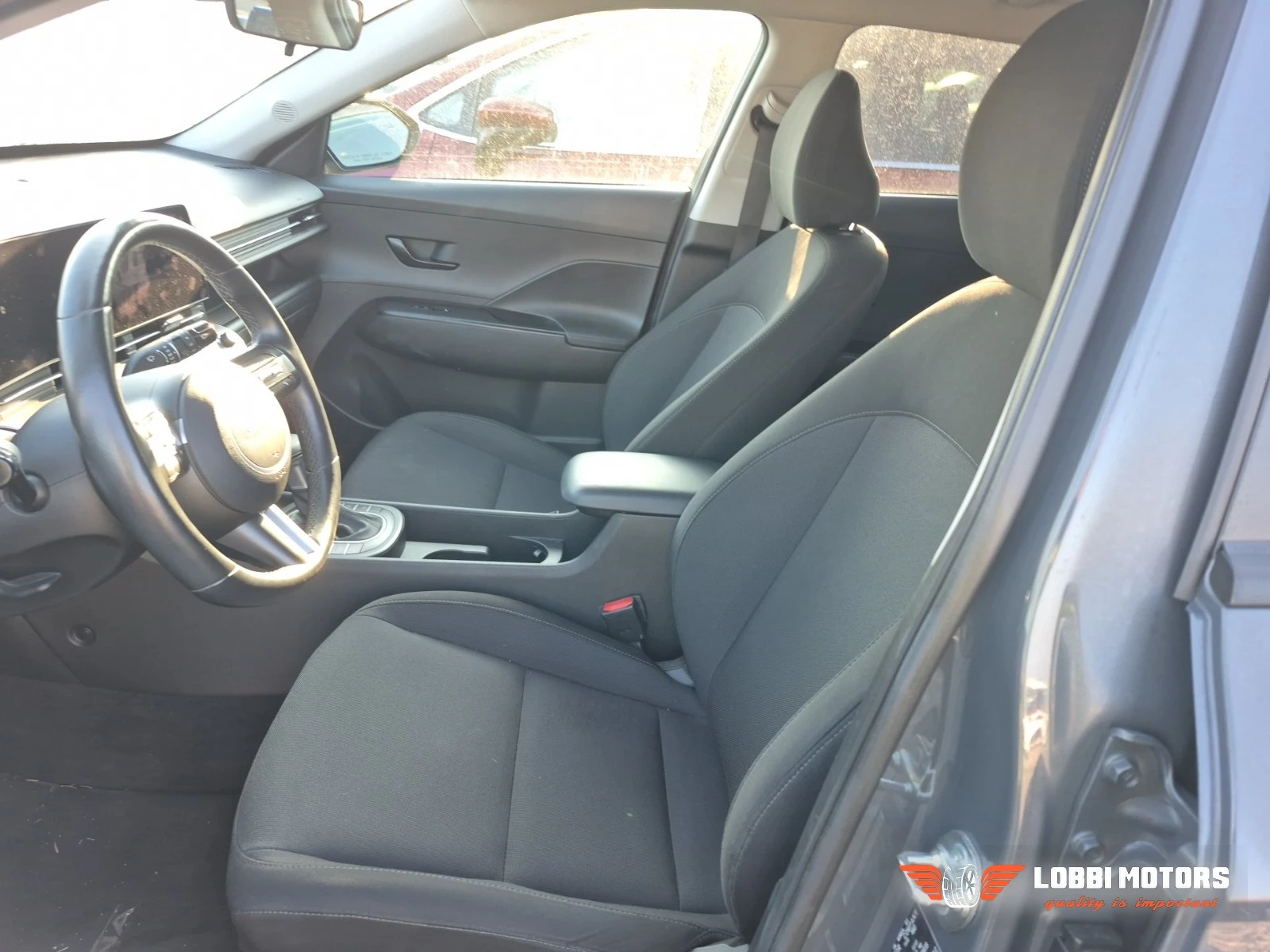Hyundai Kona, снимка 5 - Автомобили и джипове - 56068267