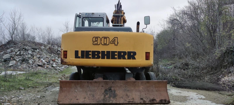 Багер Liebherr A904C, снимка 2 - Индустриална техника - 52706582