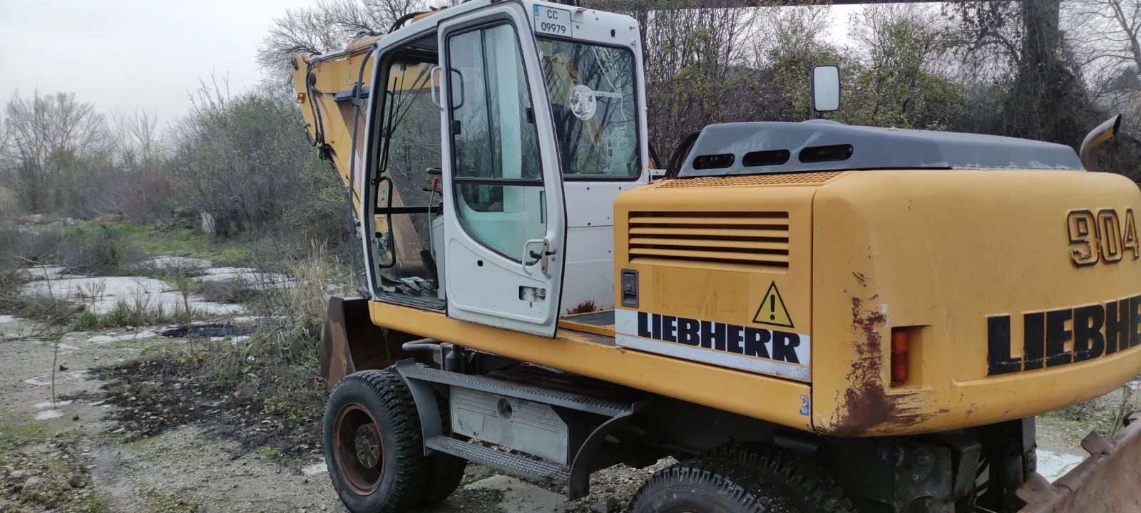 Багер Liebherr A904C - изображение 3