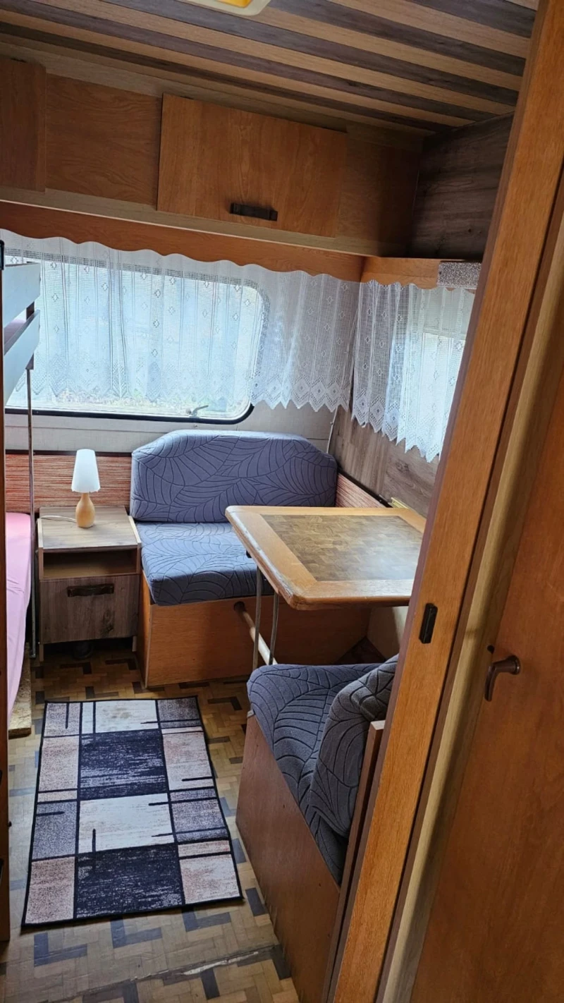 Каравана Dethleffs, снимка 5 - Каравани и кемпери - 53023889