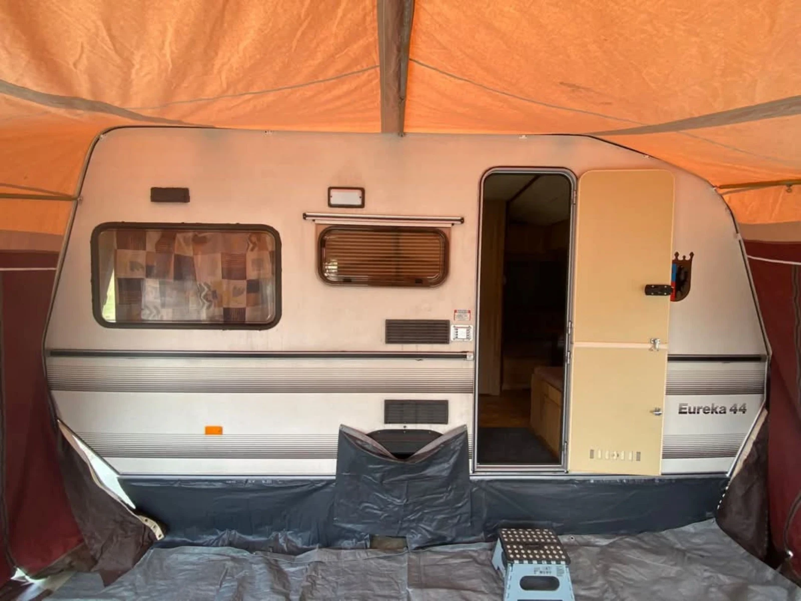 Каравана HYMER / ERIBA Homecar 44 - изображение 9