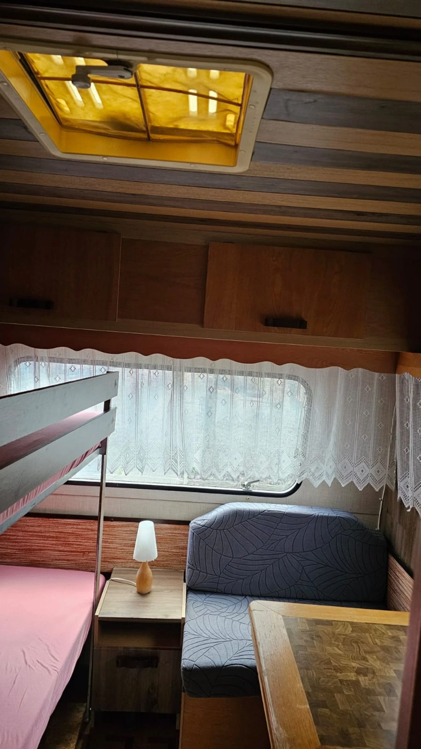 �������� Dethleffs | Mobile.bg � ����������� 13