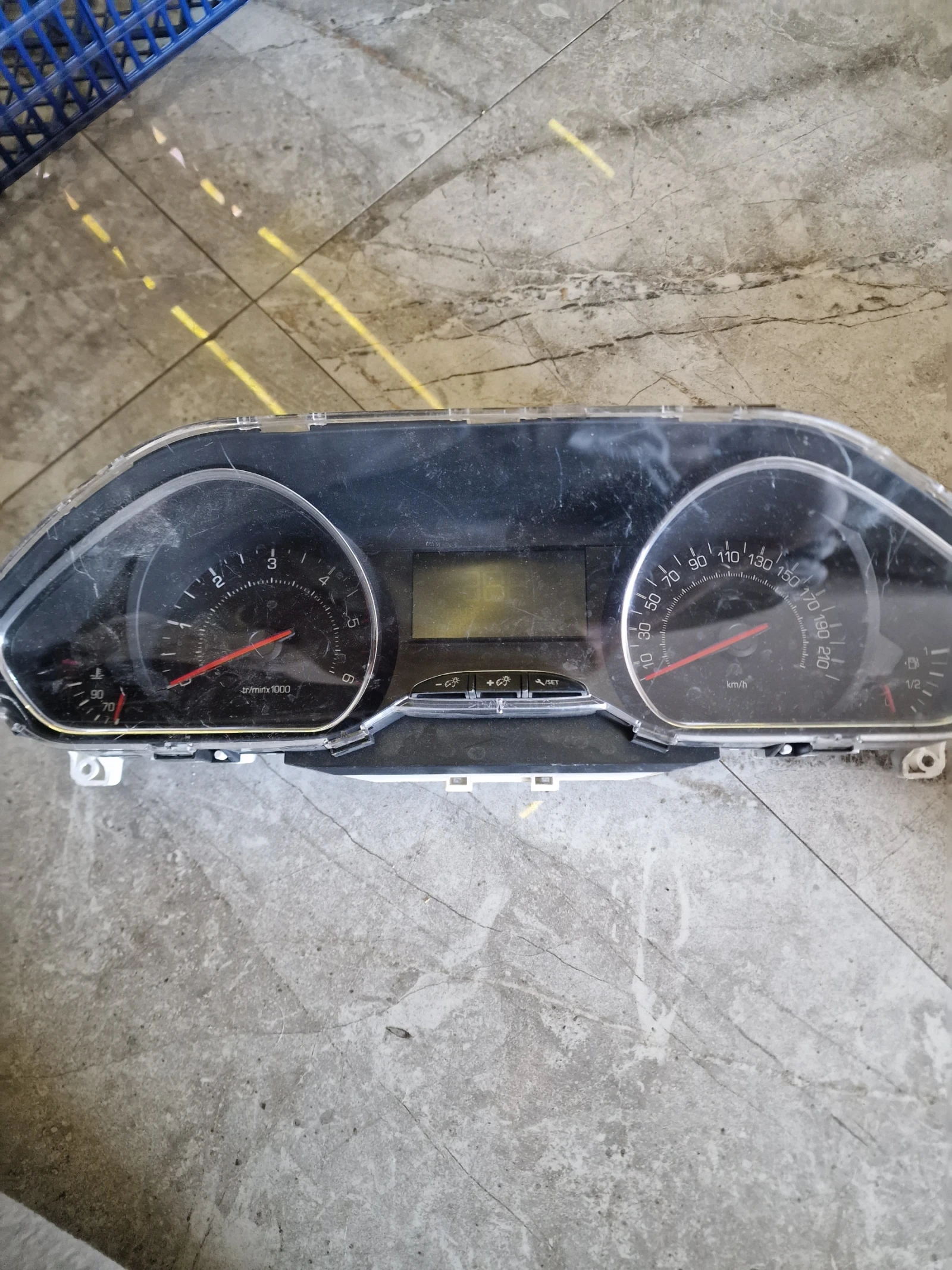 9801904080 ���������� Peugeot 208 1.4Hdi (2012-2019) 98 019 040 80  769317790U | Mobile.bg � ����������� 4