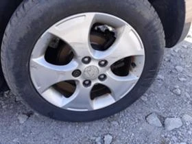 Kia Venga 1.6 crdi, снимка 8