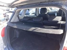 Kia Venga 1.6 crdi, снимка 9