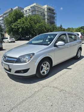 Opel Astra, снимка 2