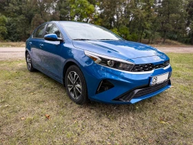 Kia Forte 2.0 Mpi, снимка 1