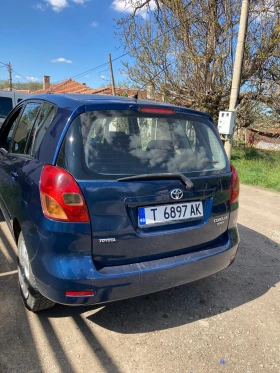 Toyota Corolla verso, снимка 2