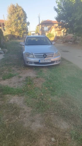     Mercedes-Benz C 220