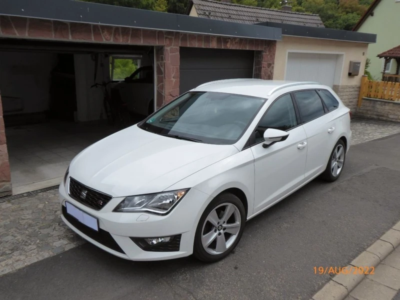 Seat Leon, снимка 1 - Автомобили и джипове - 49459866