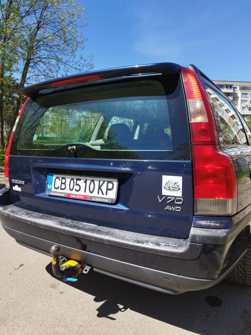 Volvo V70 AWD, снимка 6 - Автомобили и джипове - 47438134