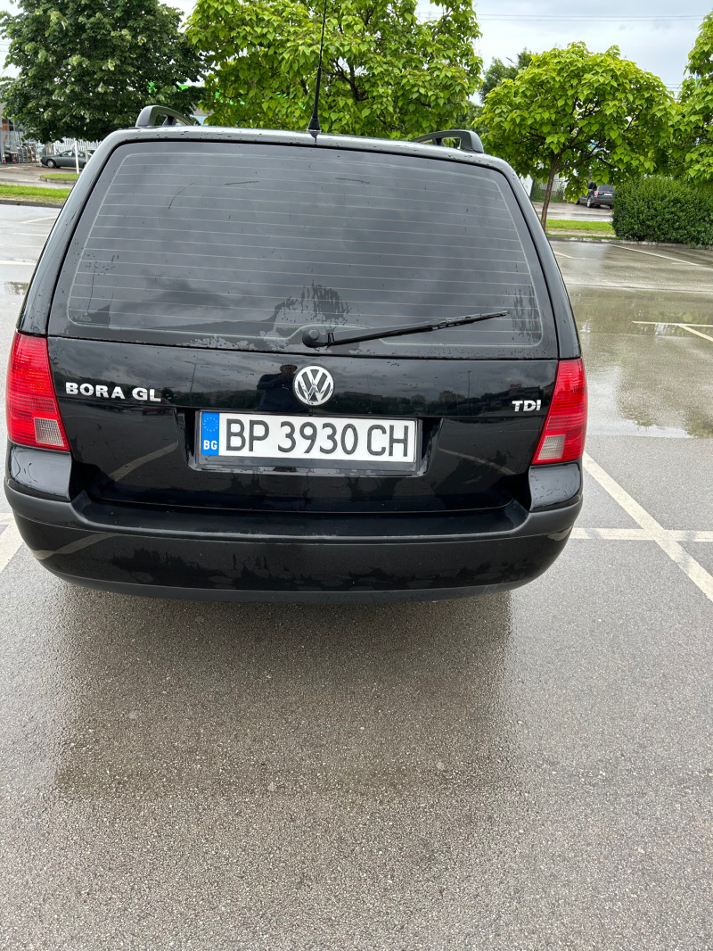 VW Bora Комби, снимка 2 - Автомобили и джипове - 45734862