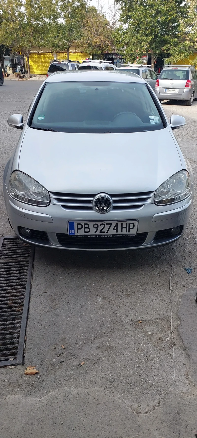 VW Golf 5, снимка 8 - Автомобили и джипове - 47271271