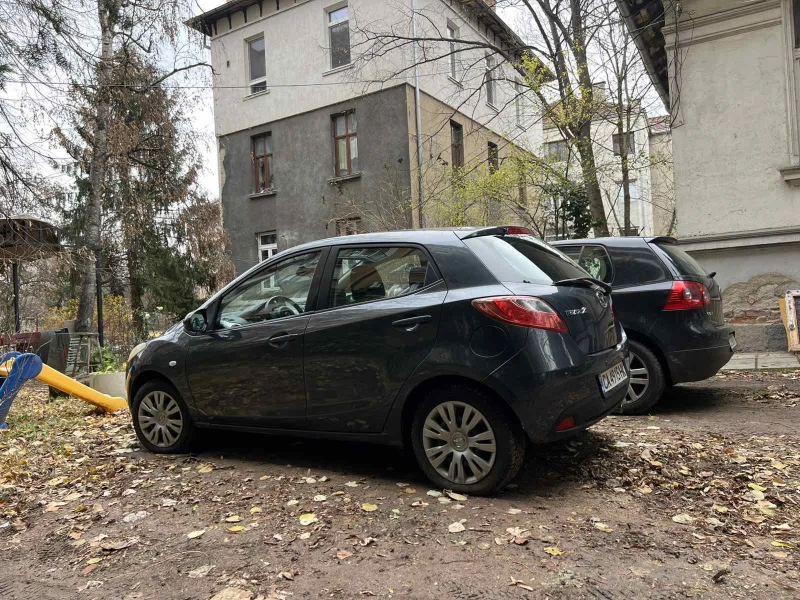 Mazda 2, снимка 3 - Автомобили и джипове - 48420008