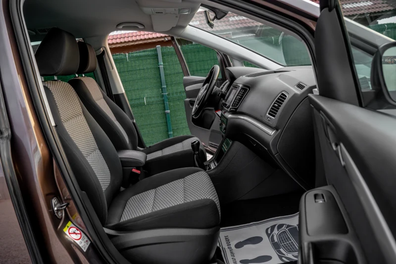 VW Sharan 2 0tdi 6sk 7m, снимка 13 - Автомобили и джипове - 51097989