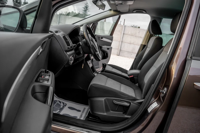 VW Sharan 2 0tdi 6sk 7m, снимка 11 - Автомобили и джипове - 51097989