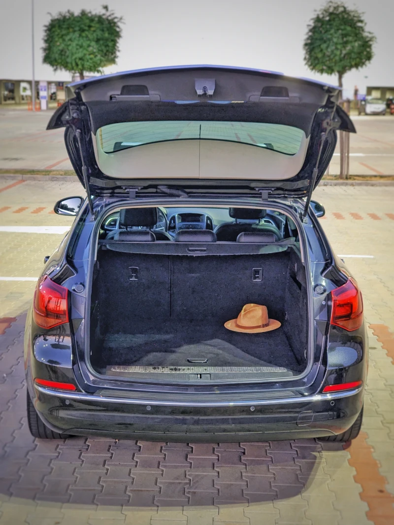 Opel Astra J COSMO 1.7 CDTI 131 к.с FACELIFT КАСКО , снимка 10 - Автомобили и джипове - 52338022