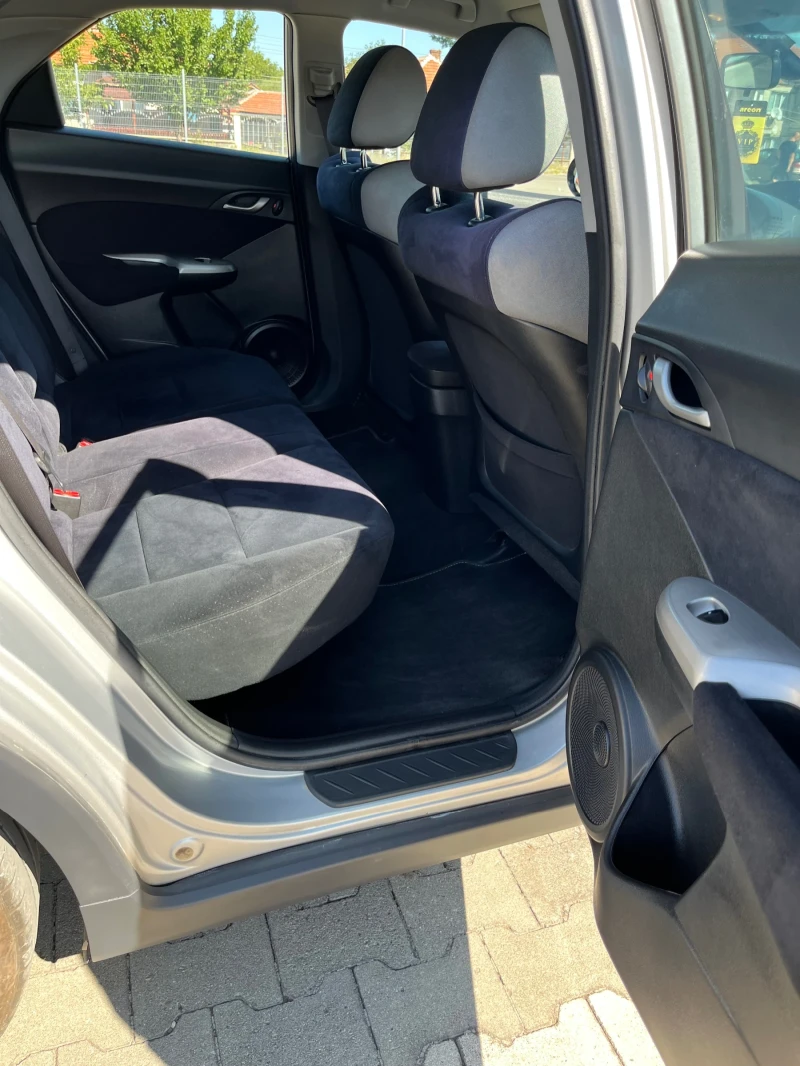 Honda Civic 2.2 i-cdti, снимка 13 - Автомобили и джипове - 52680399