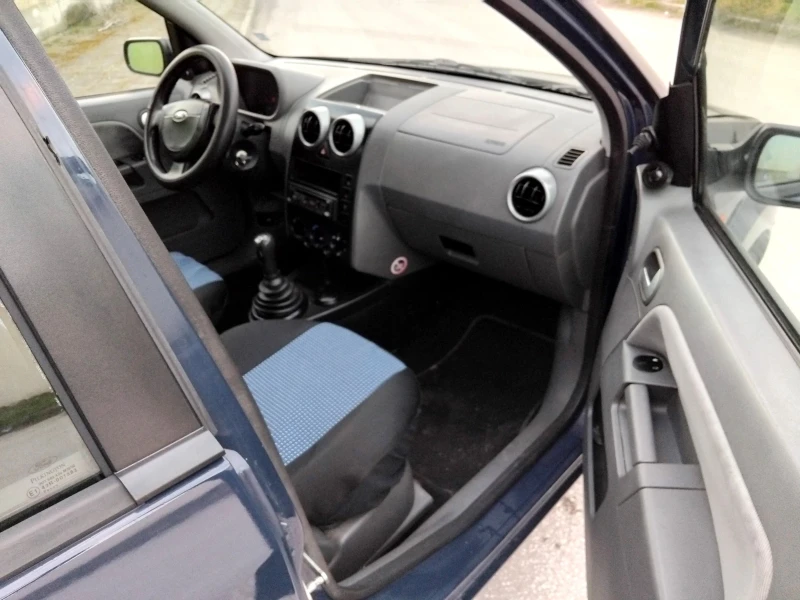 Ford Fusion 1.4i.80k + КЛИМА. БЕНЗИН. 2004г , снимка 13 - Автомобили и джипове - 53566170