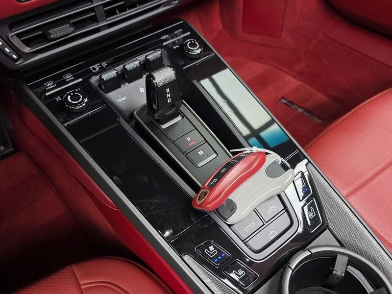 Porsche 911 3.0 DKK Automatic, снимка 9 - Автомобили и джипове - 55906094