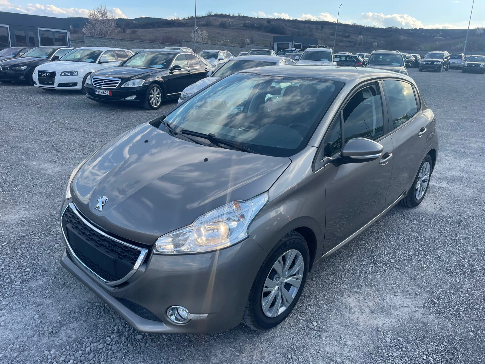 Peugeot 208 1.4 ГАЗ/БЕНЗИН EURO5 - [1] 