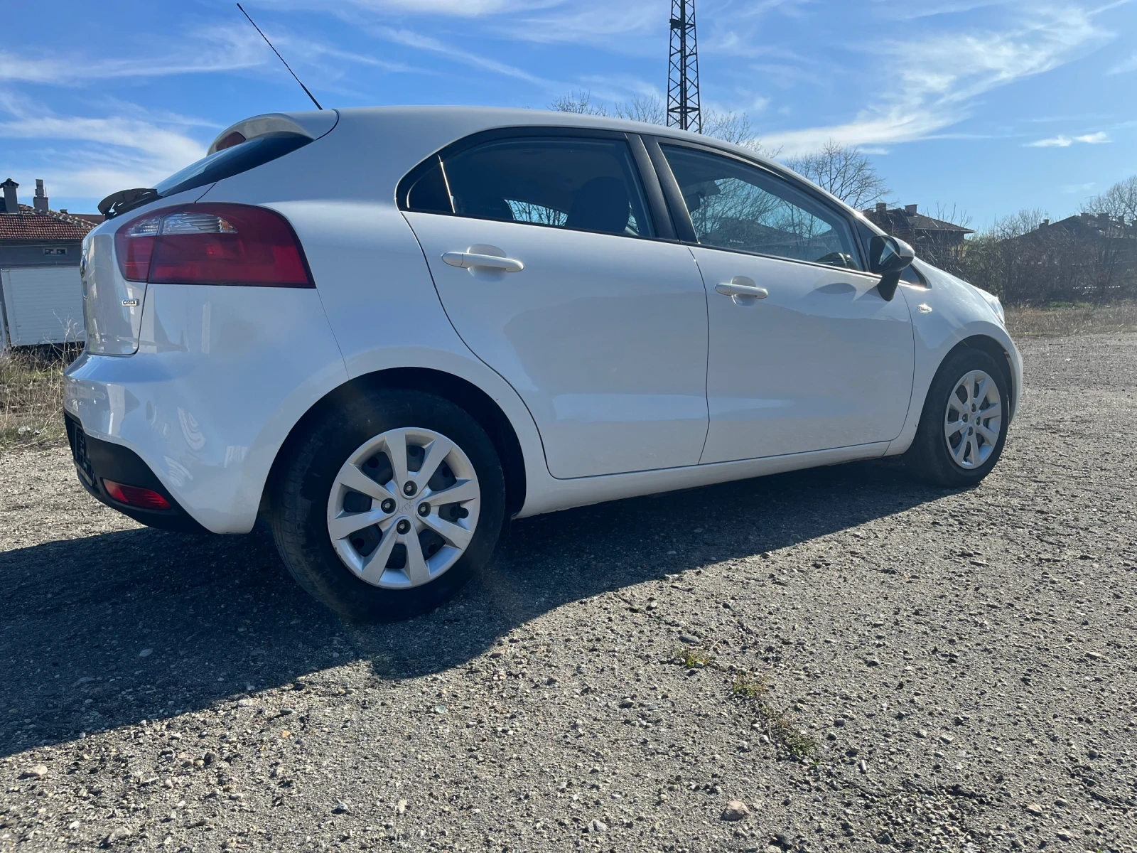 Kia Rio 1.1CRDI 75kc 6ck - изображение 4