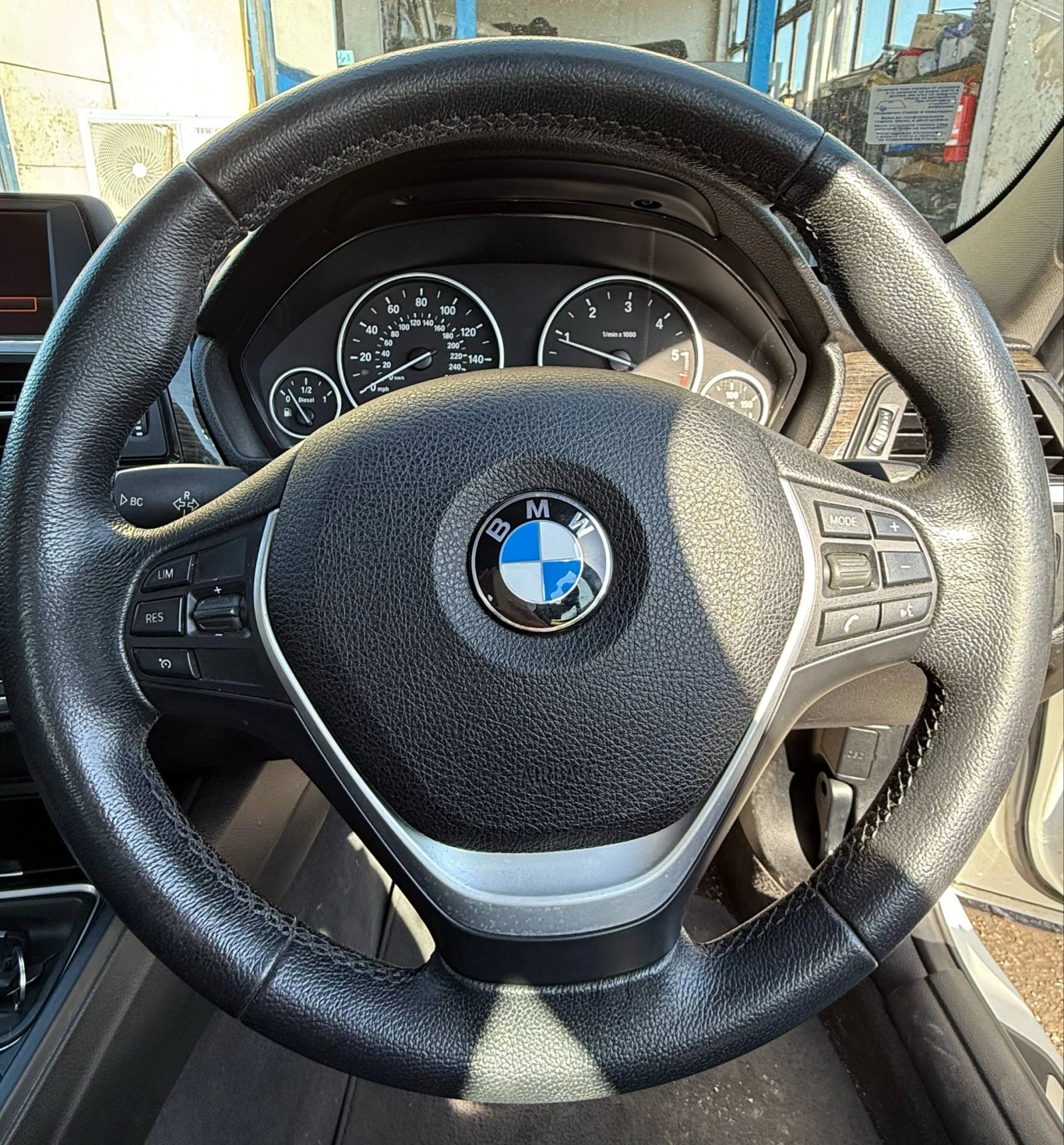 BMW 320 XDRIVE - изображение 7