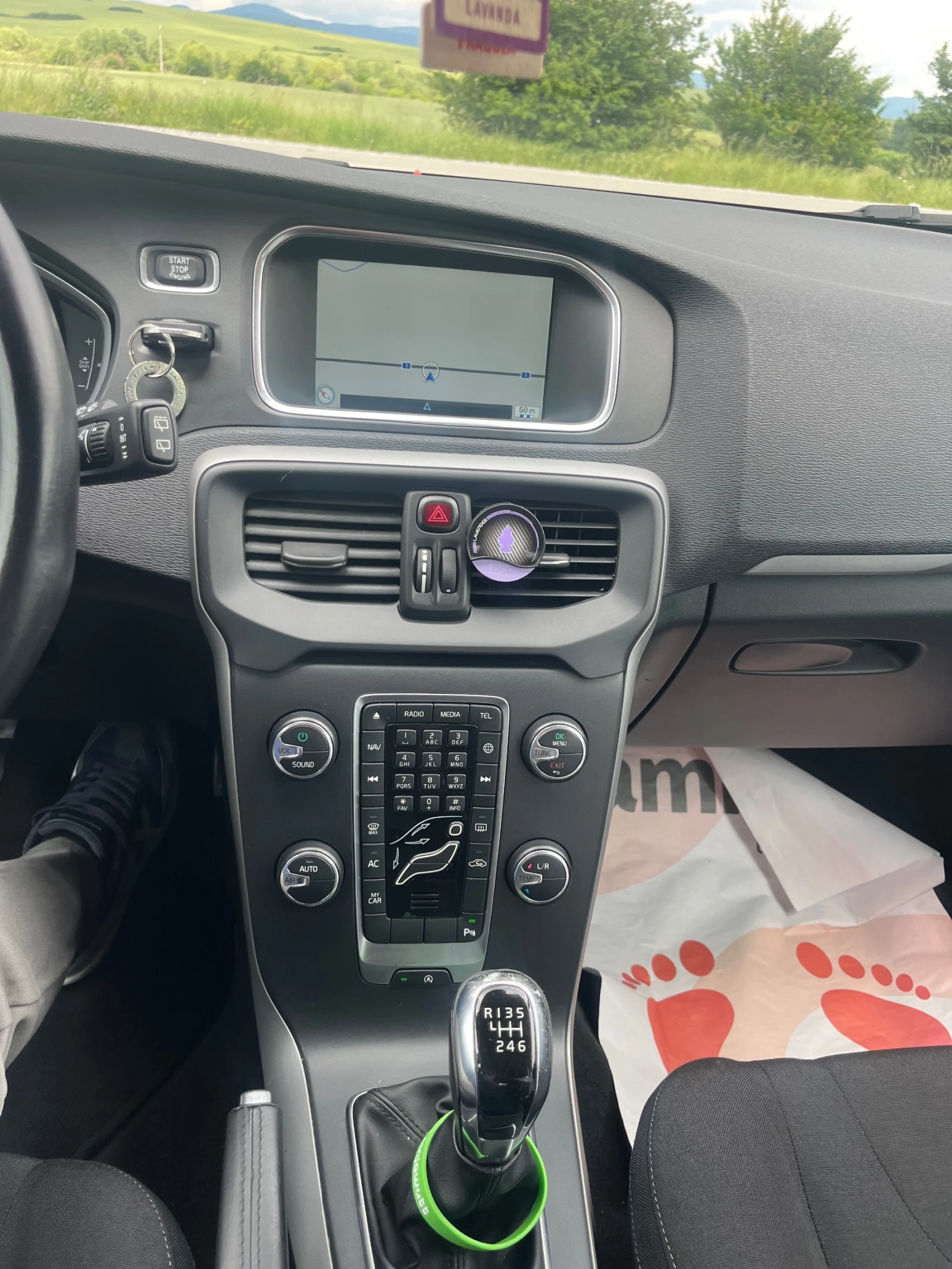 Volvo V40 1.6 NAVI  | Mobile.bg — изображение 13