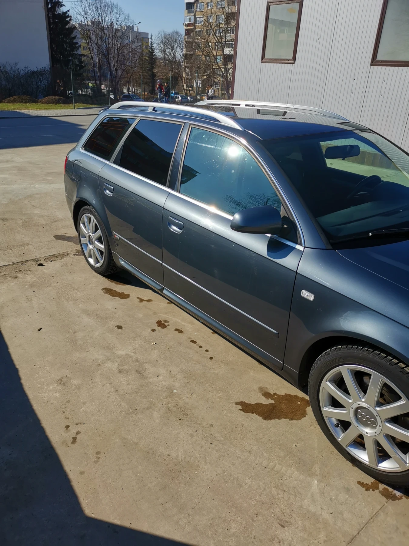 Audi A4 2.0 TDI 170BRD - изображение 4