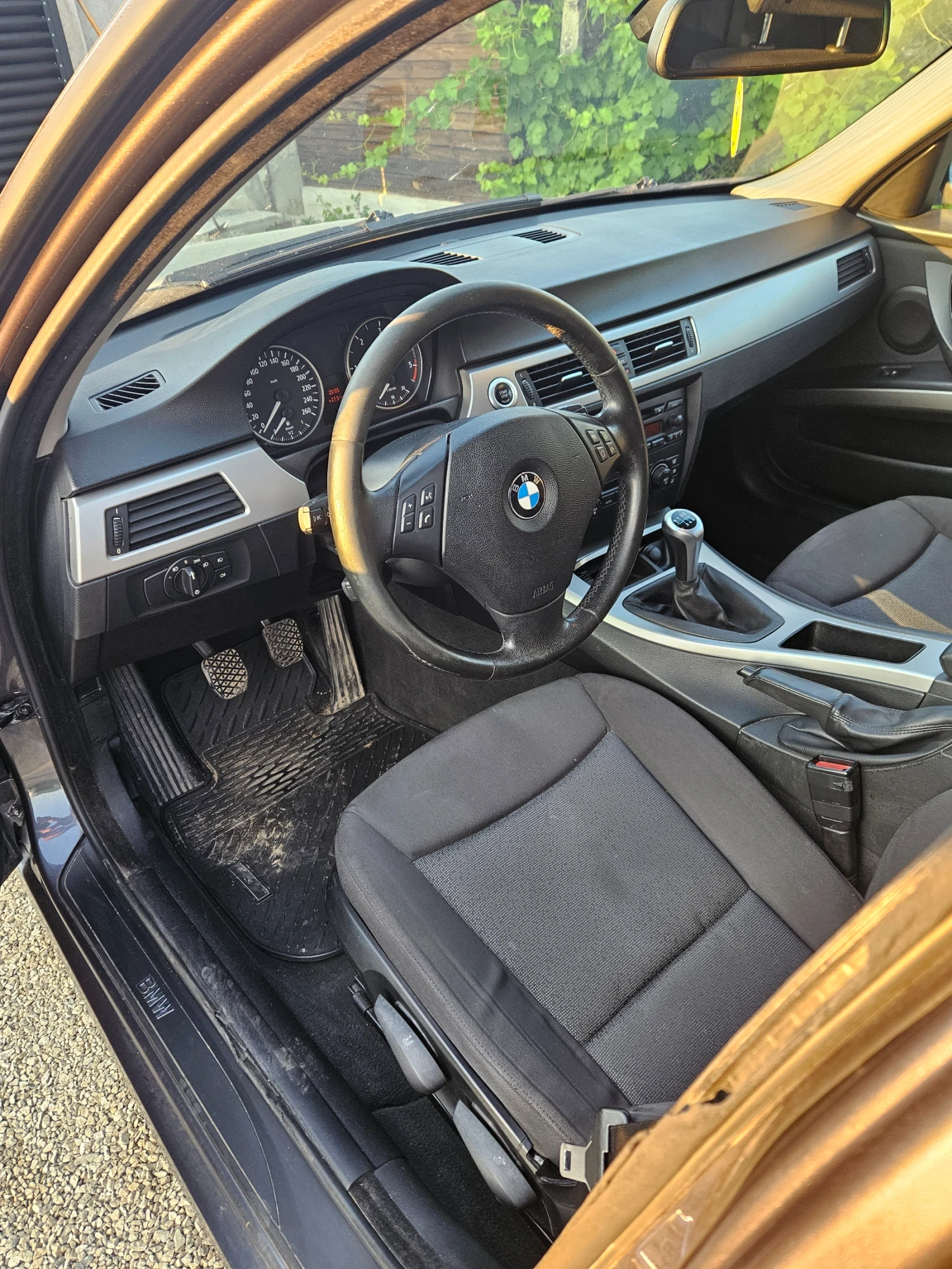 BMW 320  - изображение 7
