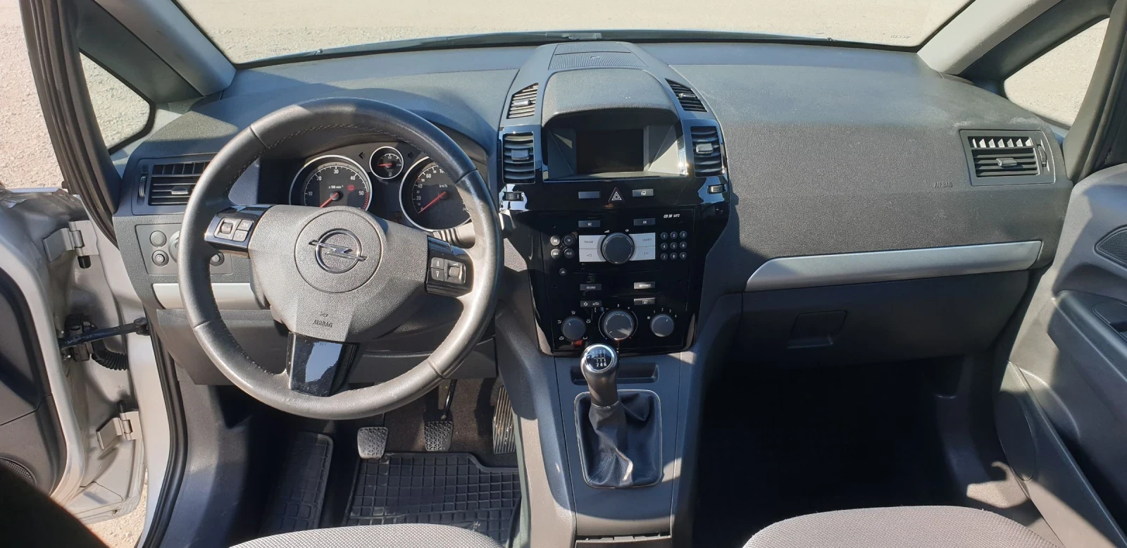 Opel Zafira 1.7CDTI , 110кс.  7 места - изображение 6