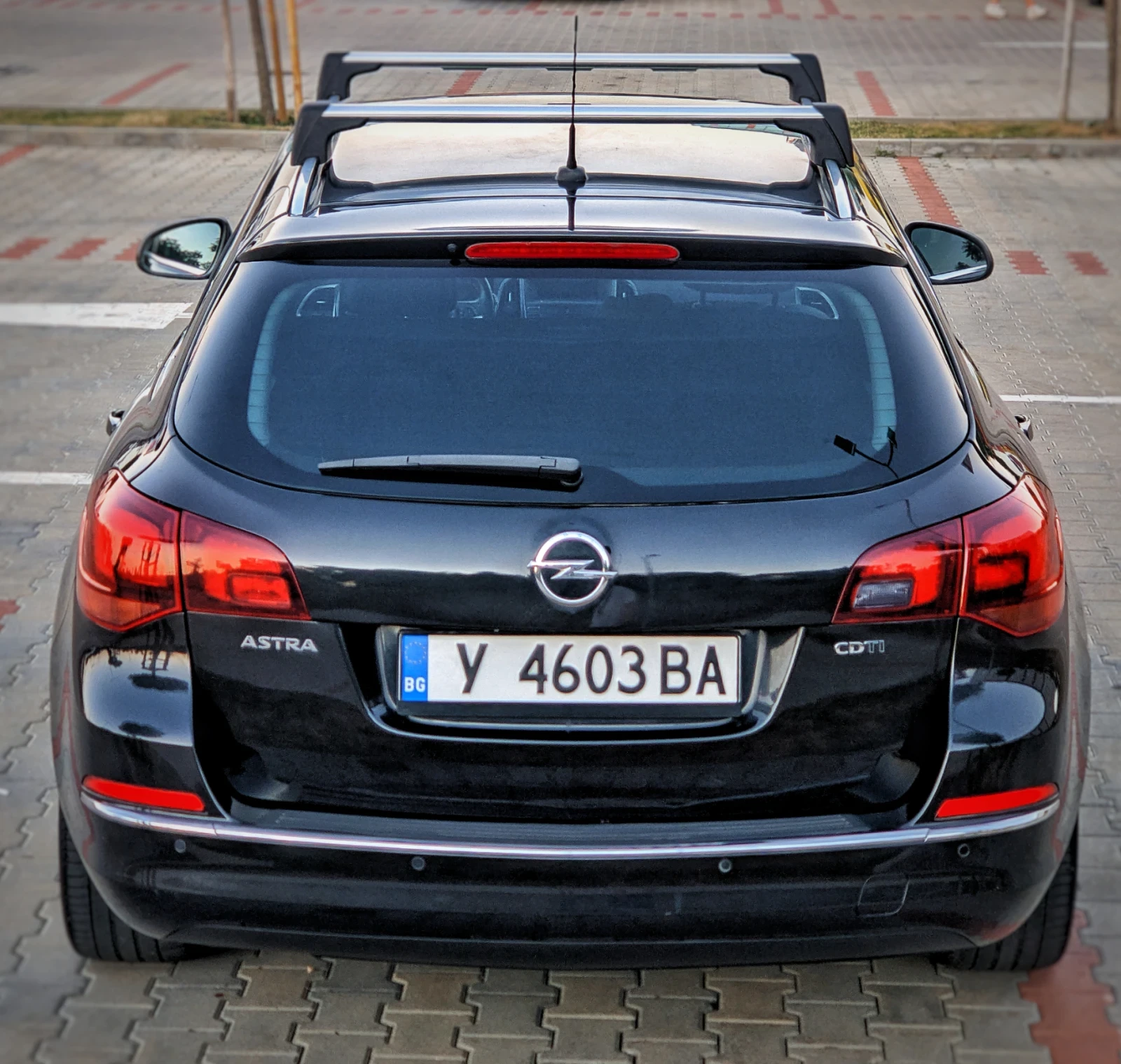 Opel Astra J COSMO 1.7 CDTI 131 к.с FACELIFT КАСКО  - изображение 4