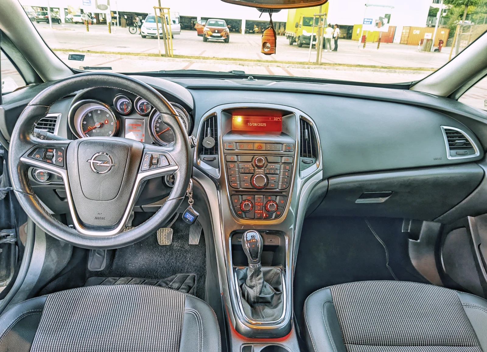 Opel Astra J COSMO 1.7 CDTI 131 к.с FACELIFT КАСКО  - изображение 7