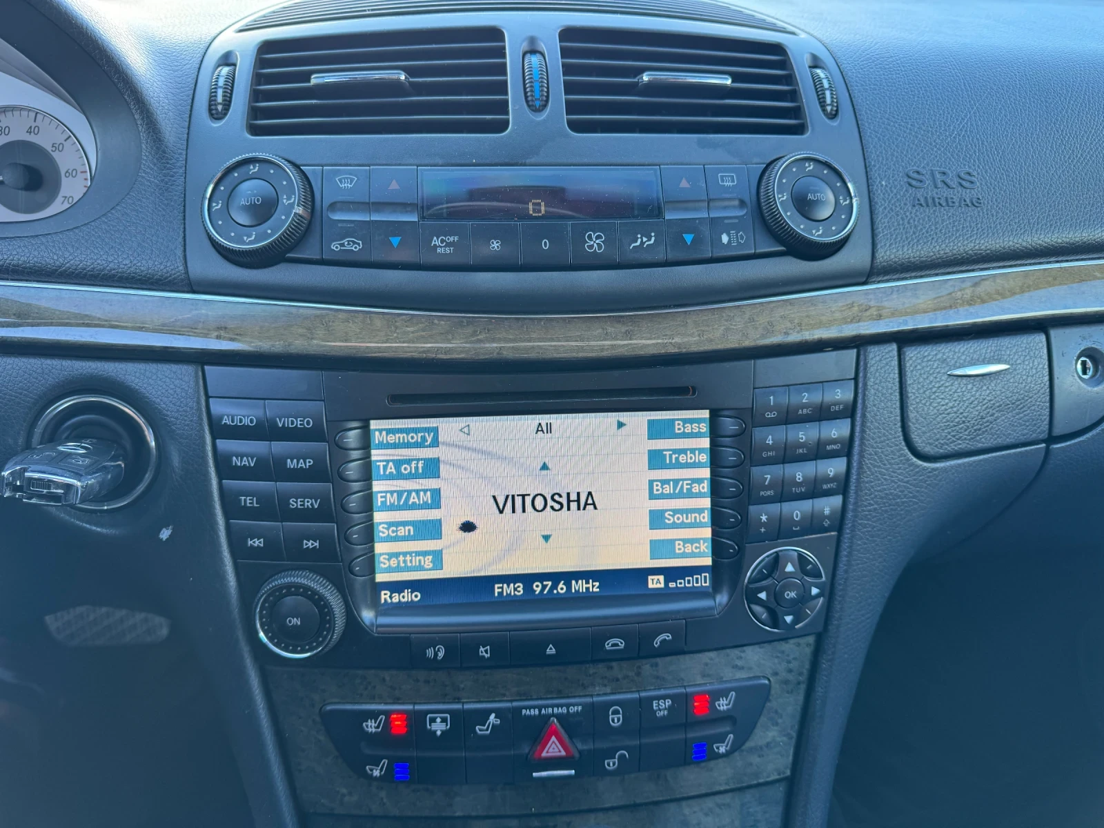 Mercedes-Benz E 320 4 MATIC ГАЗ! FULL! | Mobile.bg — изображение 7