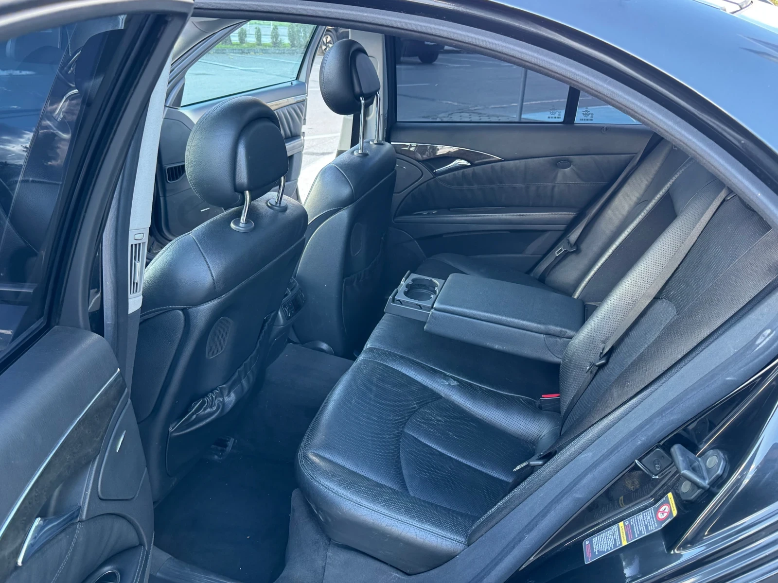 Mercedes-Benz E 320 4 MATIC ГАЗ! FULL! | Mobile.bg — изображение 10