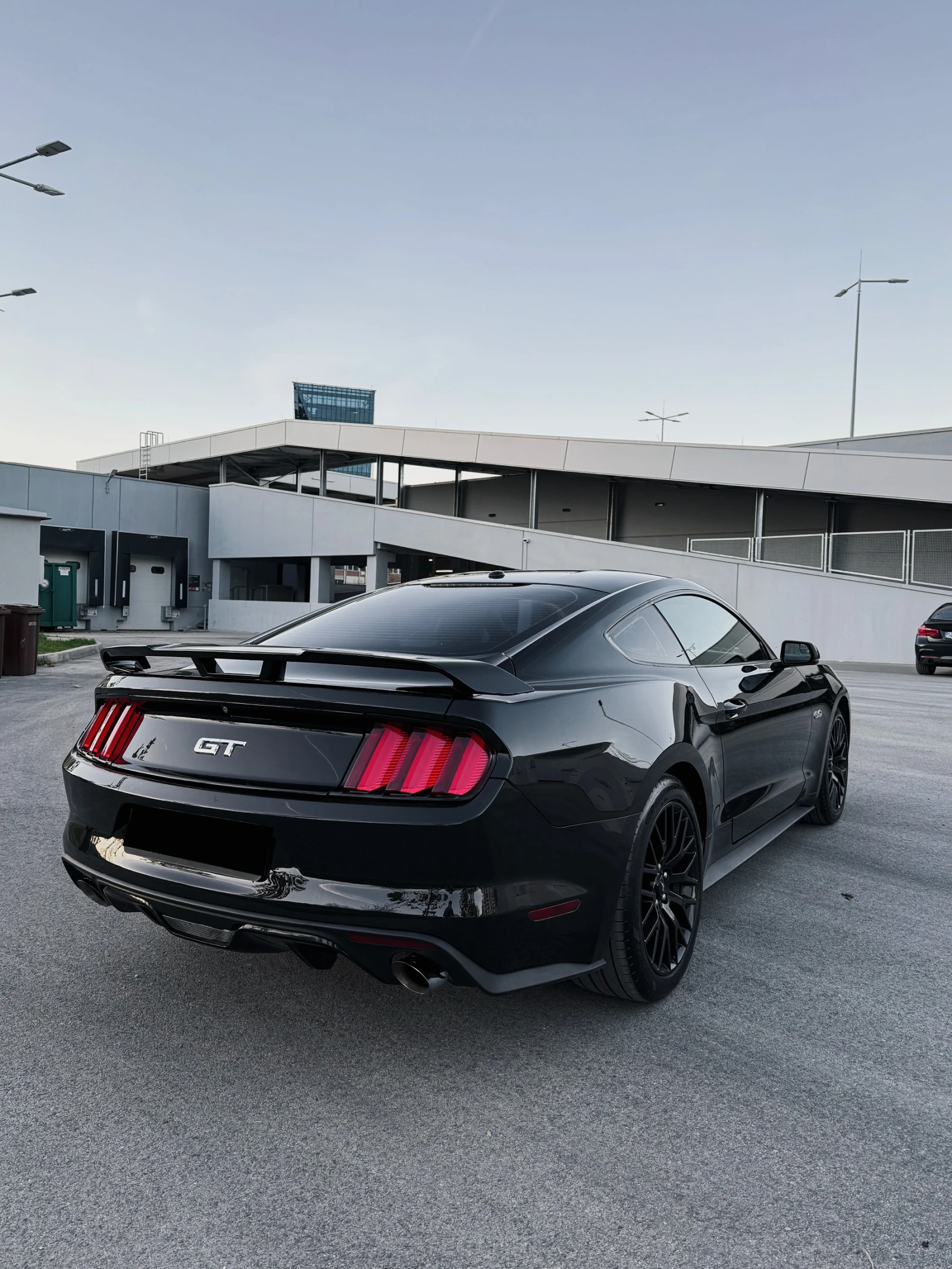 Ford Mustang Mustang GT Premium + Performance Package | Mobile.bg   5
