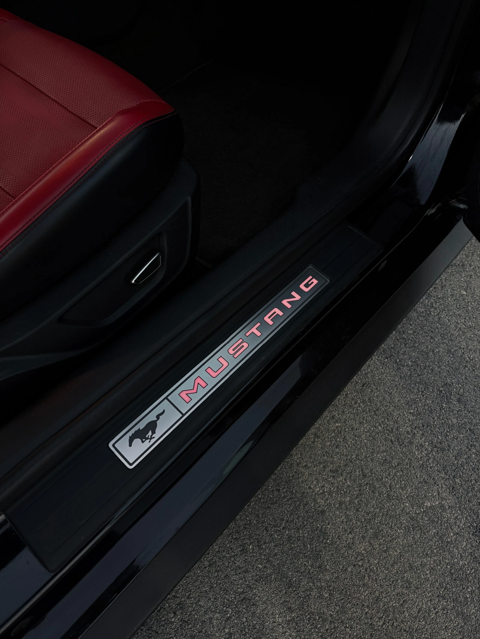 Ford Mustang Mustang GT Premium + Performance Package | Mobile.bg   13