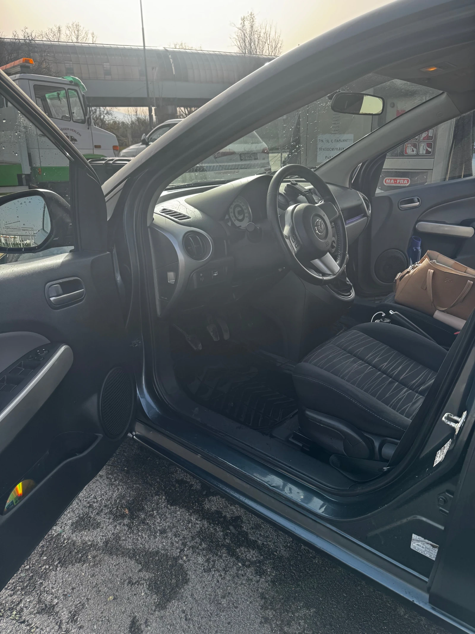 Mazda 2   | Mobile.bg   9