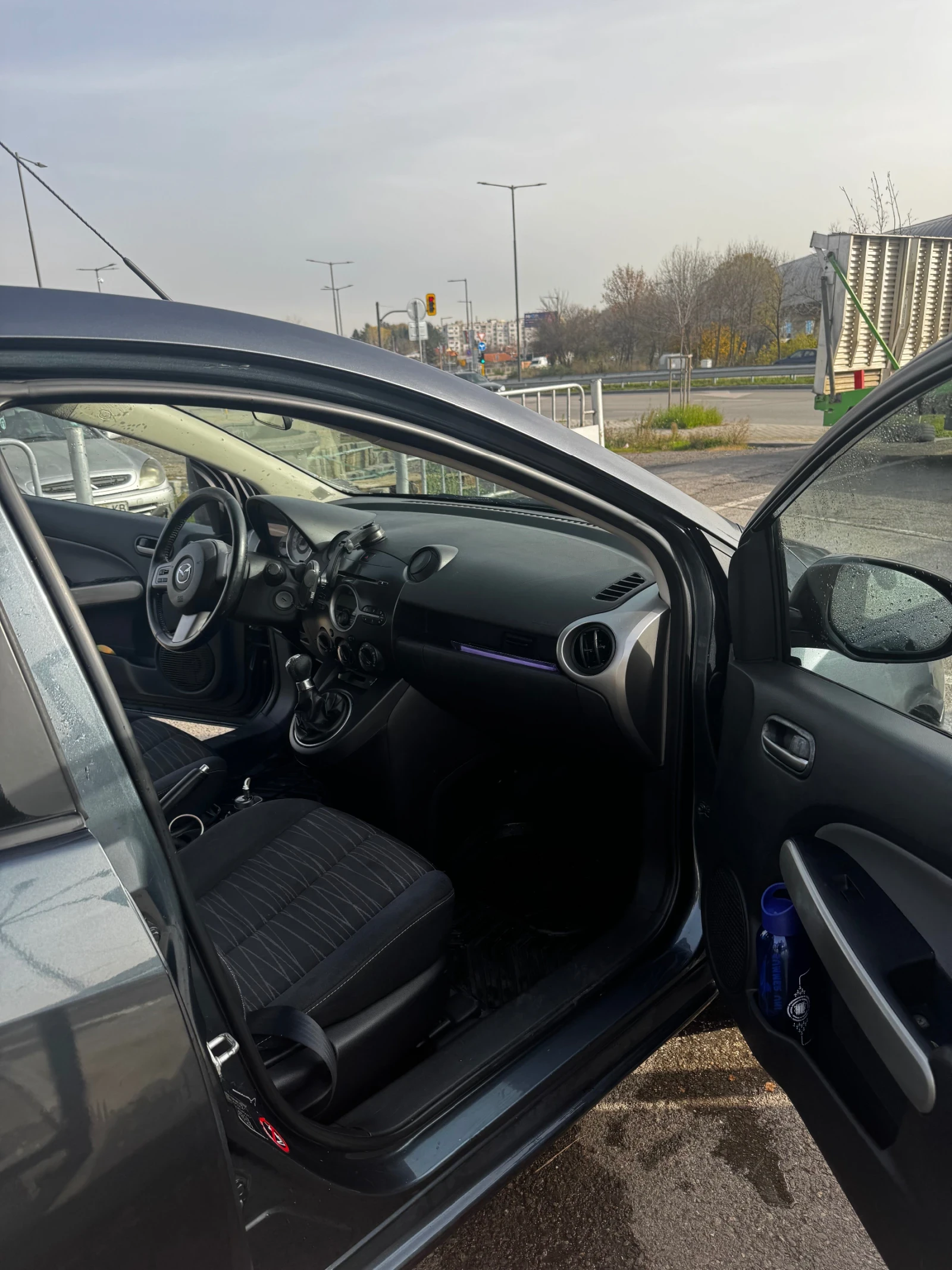Mazda 2   | Mobile.bg   13